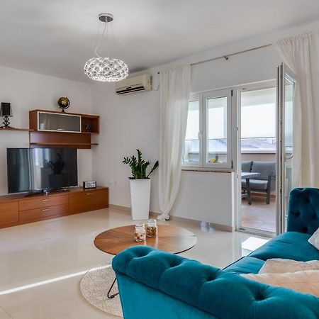 Elegant Two Bedroom Apartment زادار المظهر الخارجي الصورة