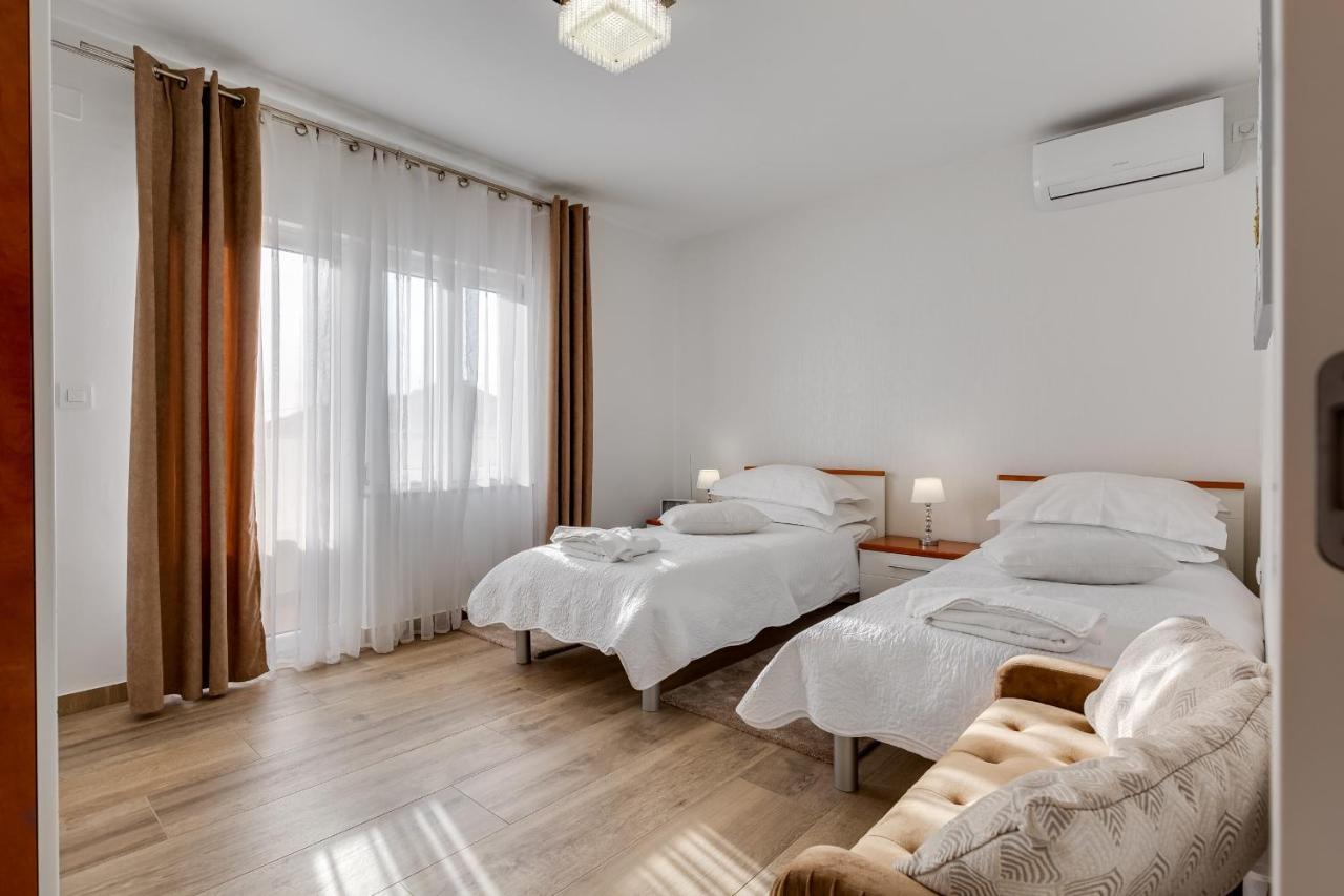 Elegant Two Bedroom Apartment زادار المظهر الخارجي الصورة